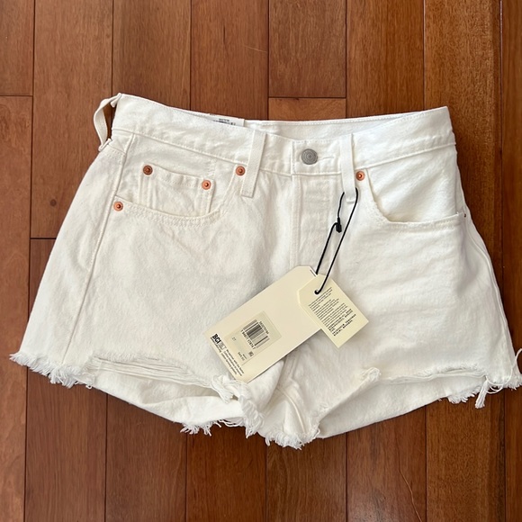 Levi's Pants - Levi’s 501 Shorts - White